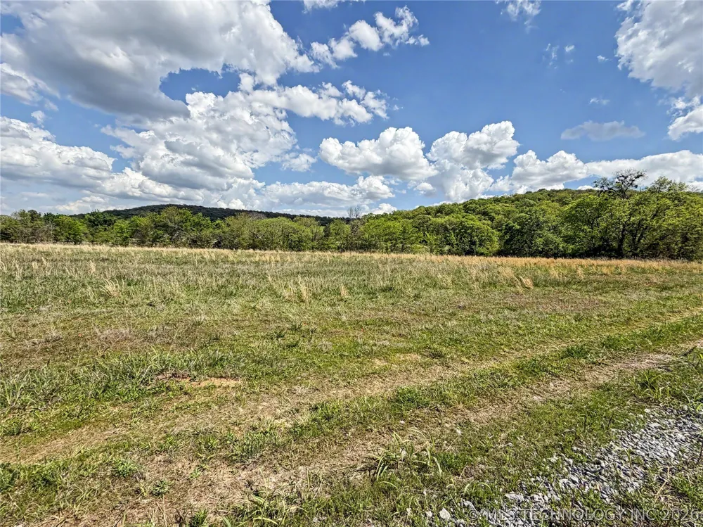 414 S Thunder Road Fort Gibson, OK 74434