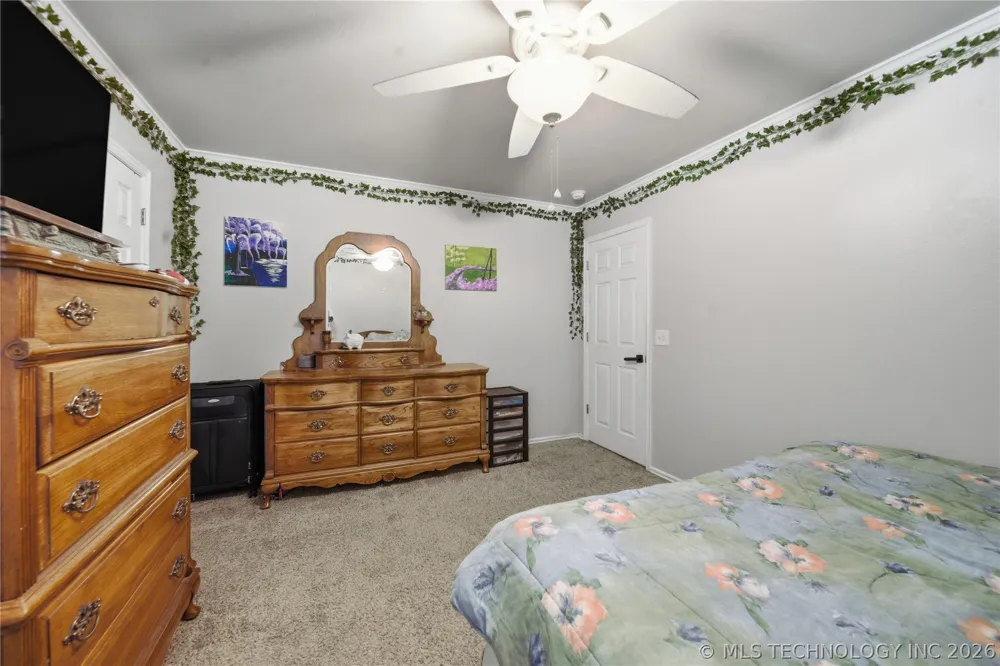 1117 S Marina Drive Oologah, OK 74053