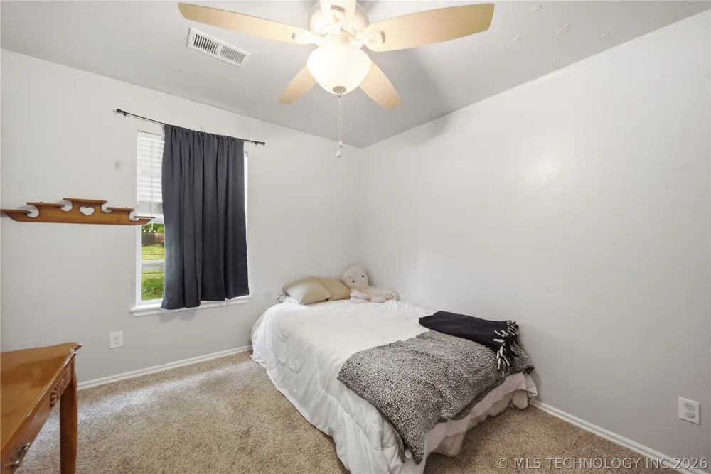 1117 S Marina Drive Oologah, OK 74053