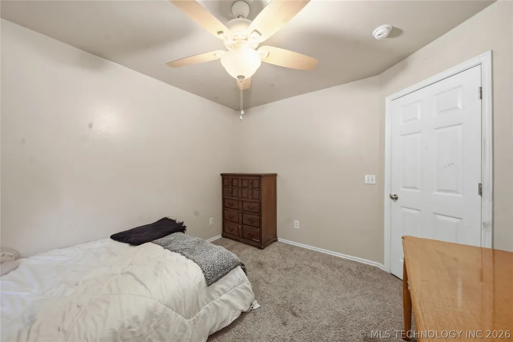 1117 S Marina Drive Oologah, OK 74053
