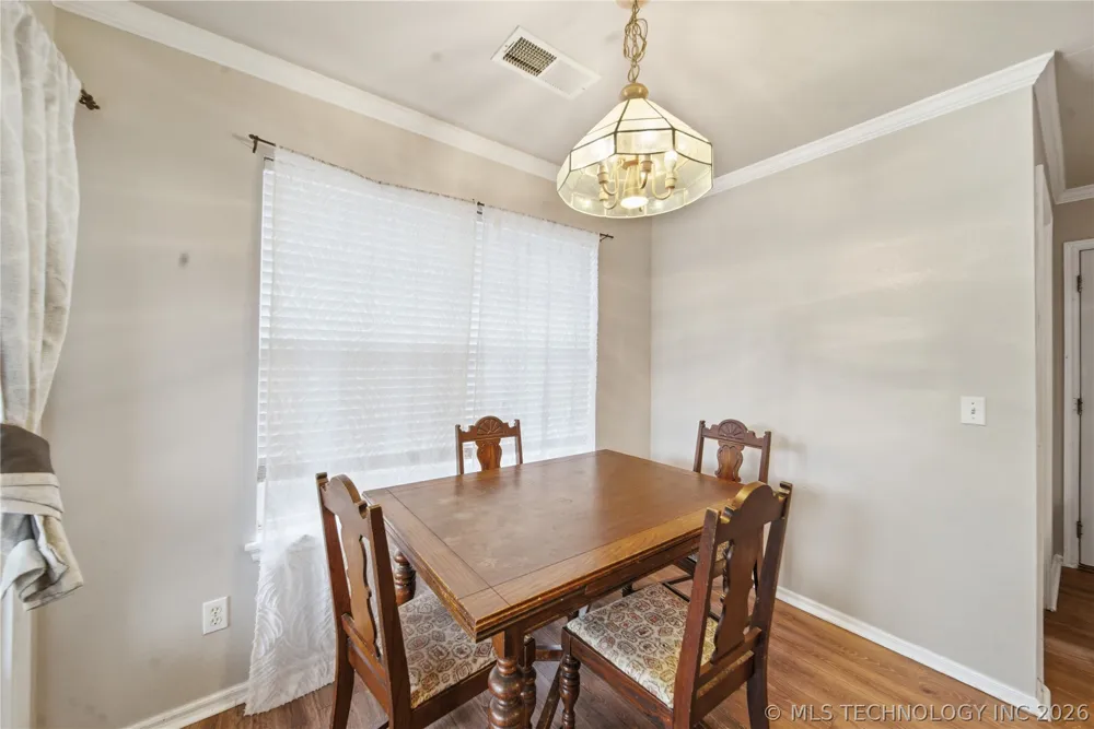 1117 S Marina Drive Oologah, OK 74053