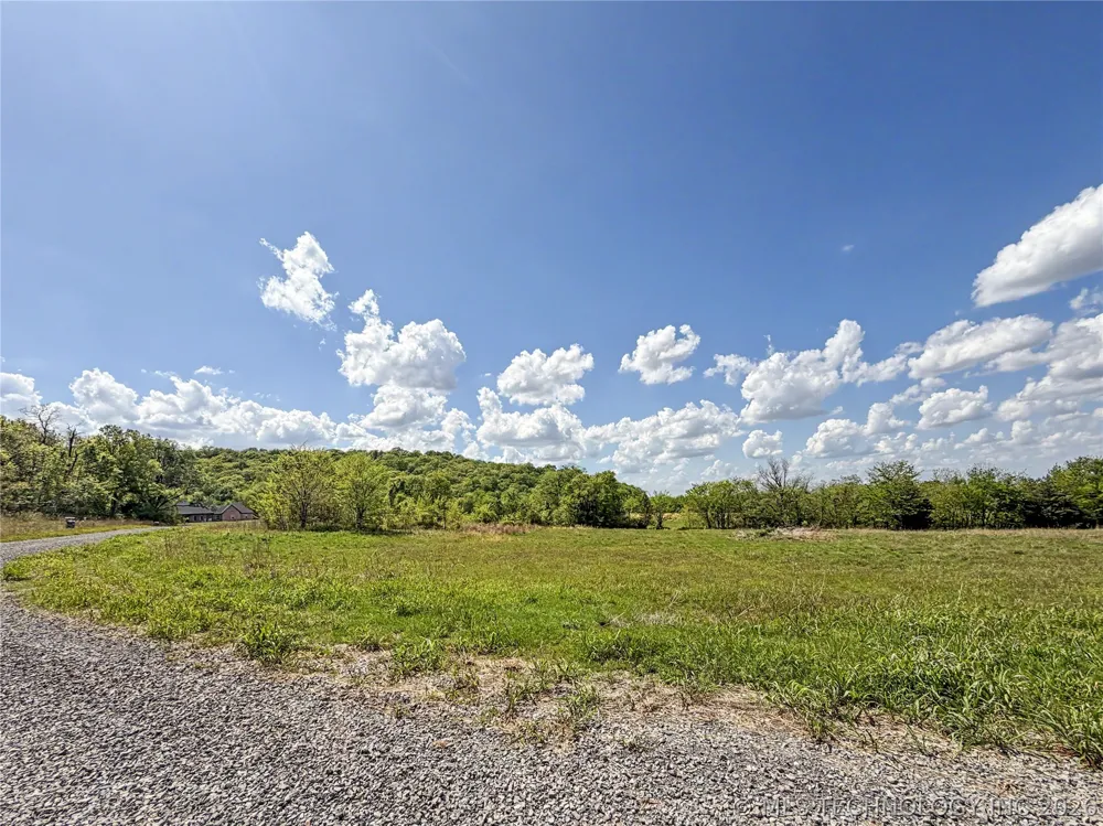 420 S Thunder Road Fort Gibson, OK 74434
