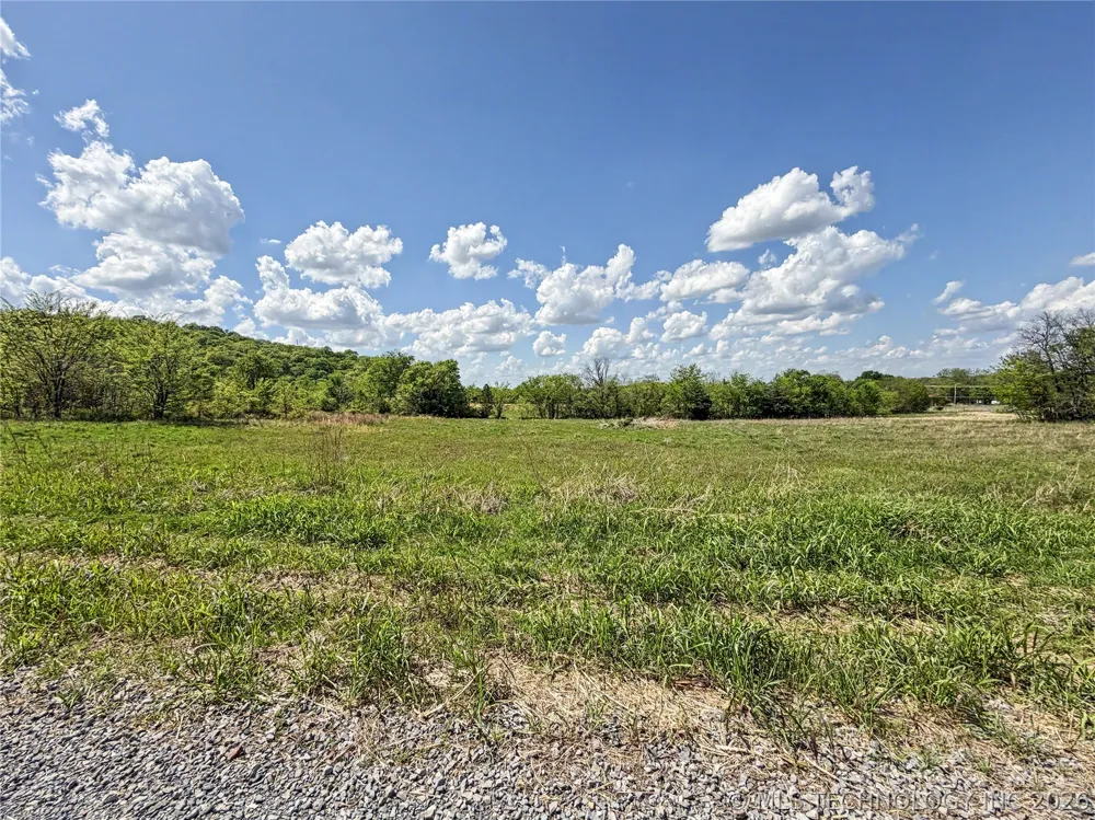 420 S Thunder Road Fort Gibson, OK 74434