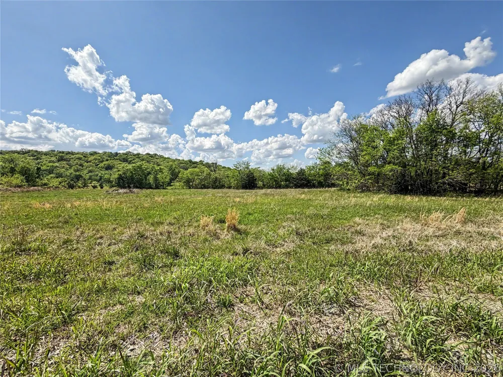 420 S Thunder Road Fort Gibson, OK 74434