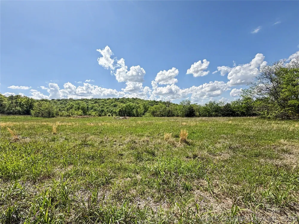 420 S Thunder Road Fort Gibson, OK 74434