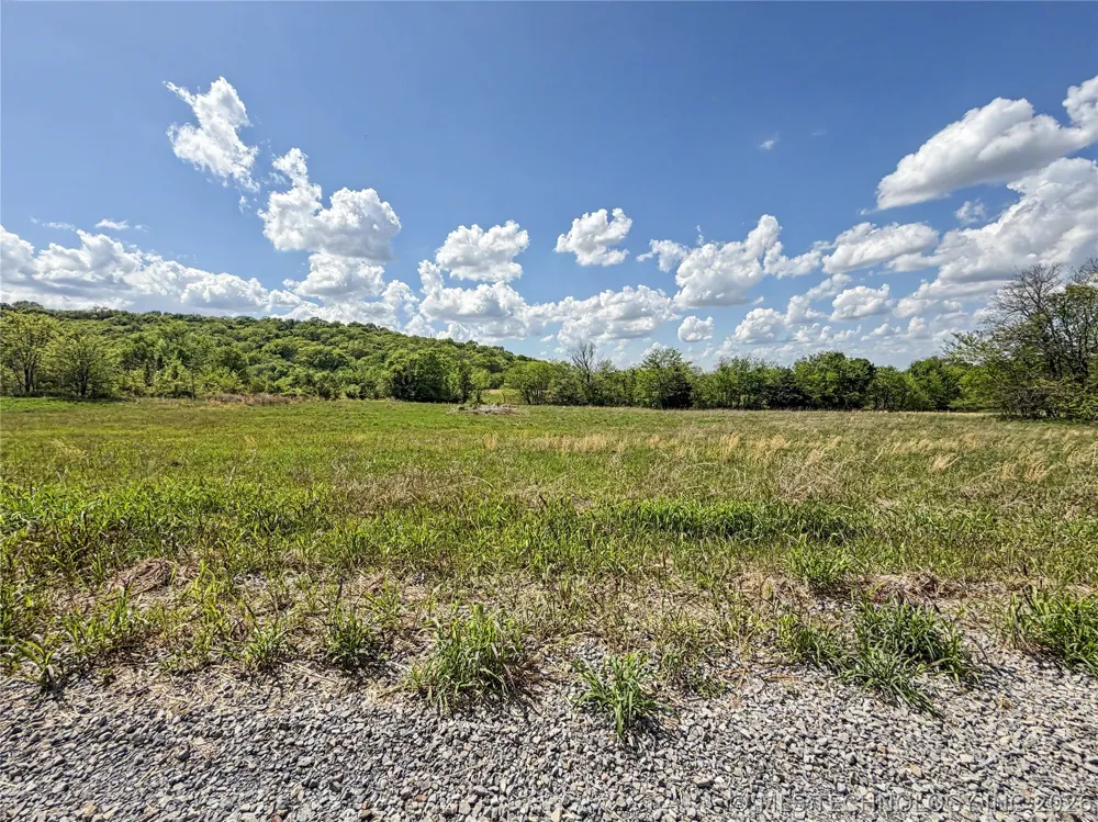 420 S Thunder Road Fort Gibson, OK 74434