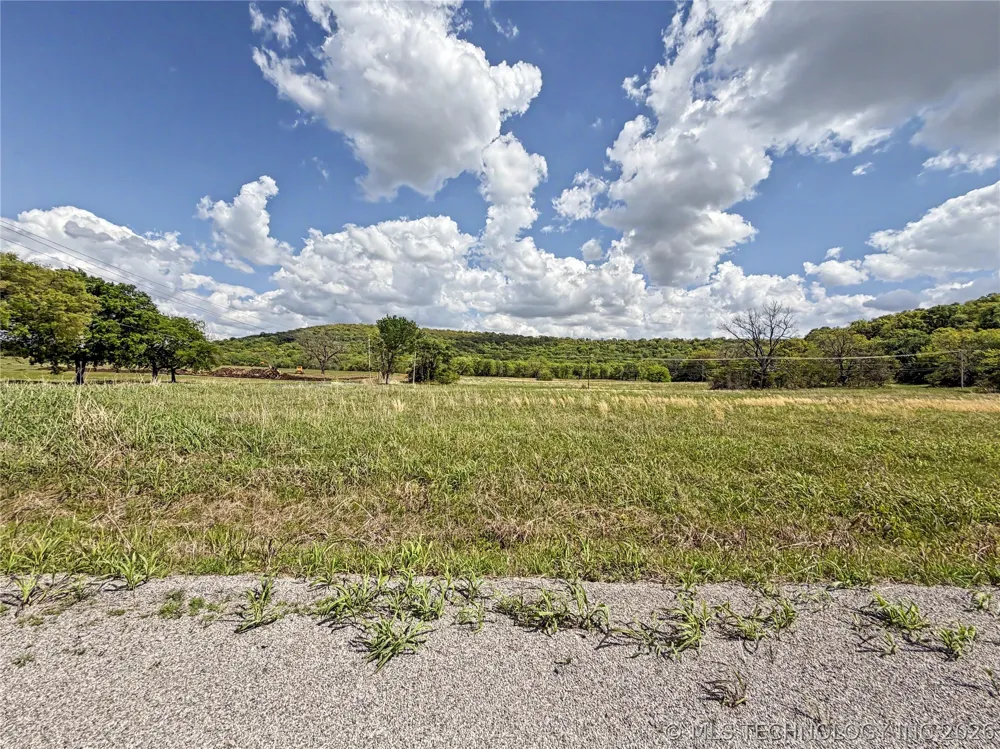 433 S Thunder Road Fort Gibson, OK 74434