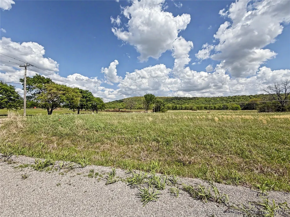 433 S Thunder Road Fort Gibson, OK 74434