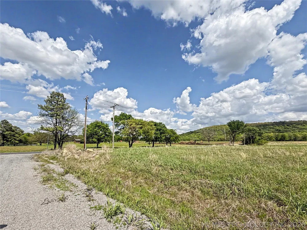 433 S Thunder Road Fort Gibson, OK 74434