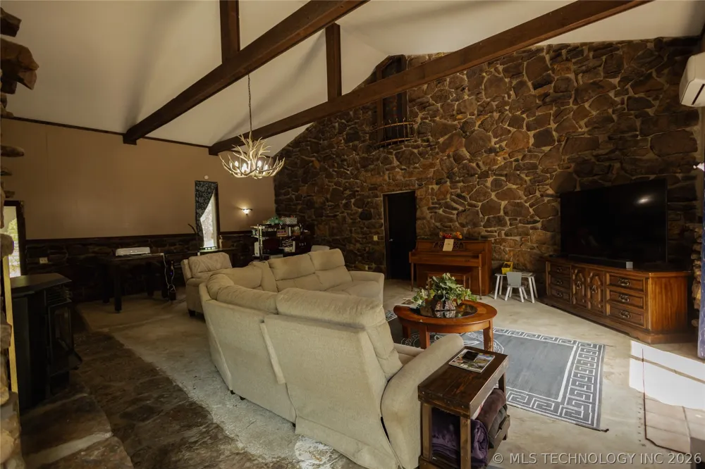 509 Eastgate Boulevard Miami, OK 74354