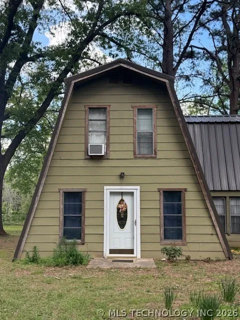 1034 Lakeside Fort Towson, OK 74735