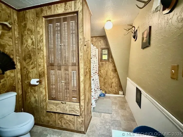 1034 Lakeside Fort Towson, OK 74735