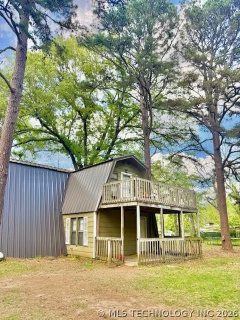 1034 Lakeside Fort Towson, OK 74735