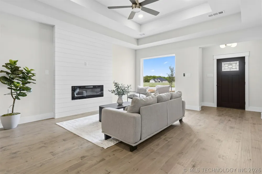 12837 Post Oak Circle Marietta, OK 73448
