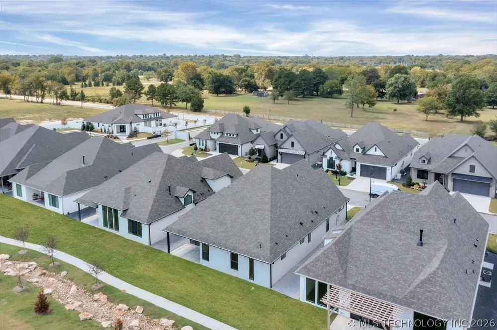 1223 71st Place Broken Arrow, OK 74014