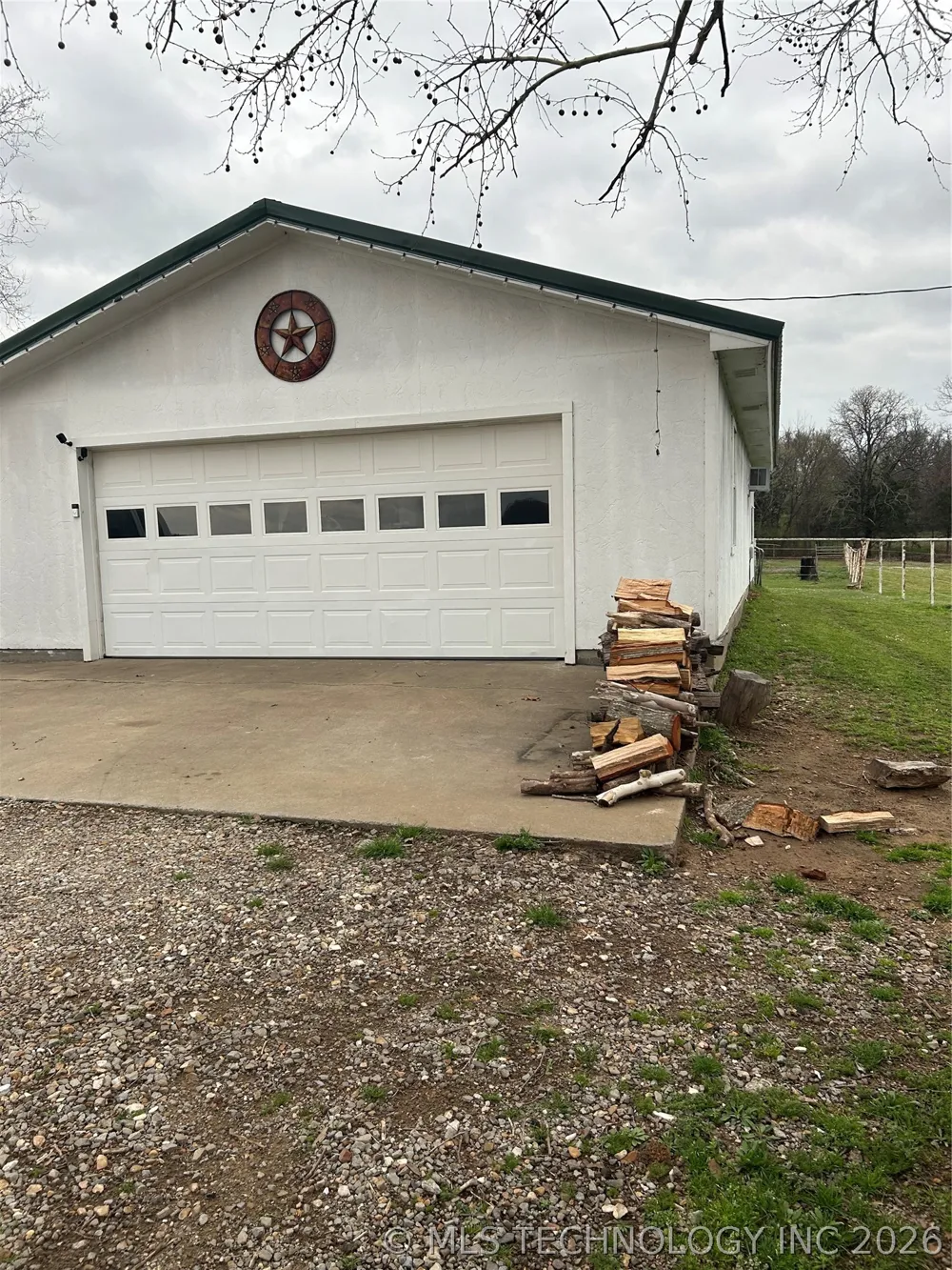 1750 W Taylor Drive Sallisaw, OK 74955