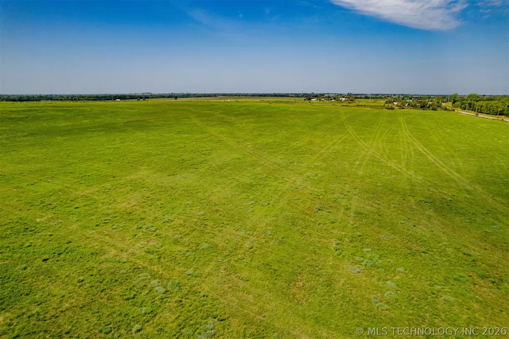 1 White Horn Cove Road Wagoner, OK 74467