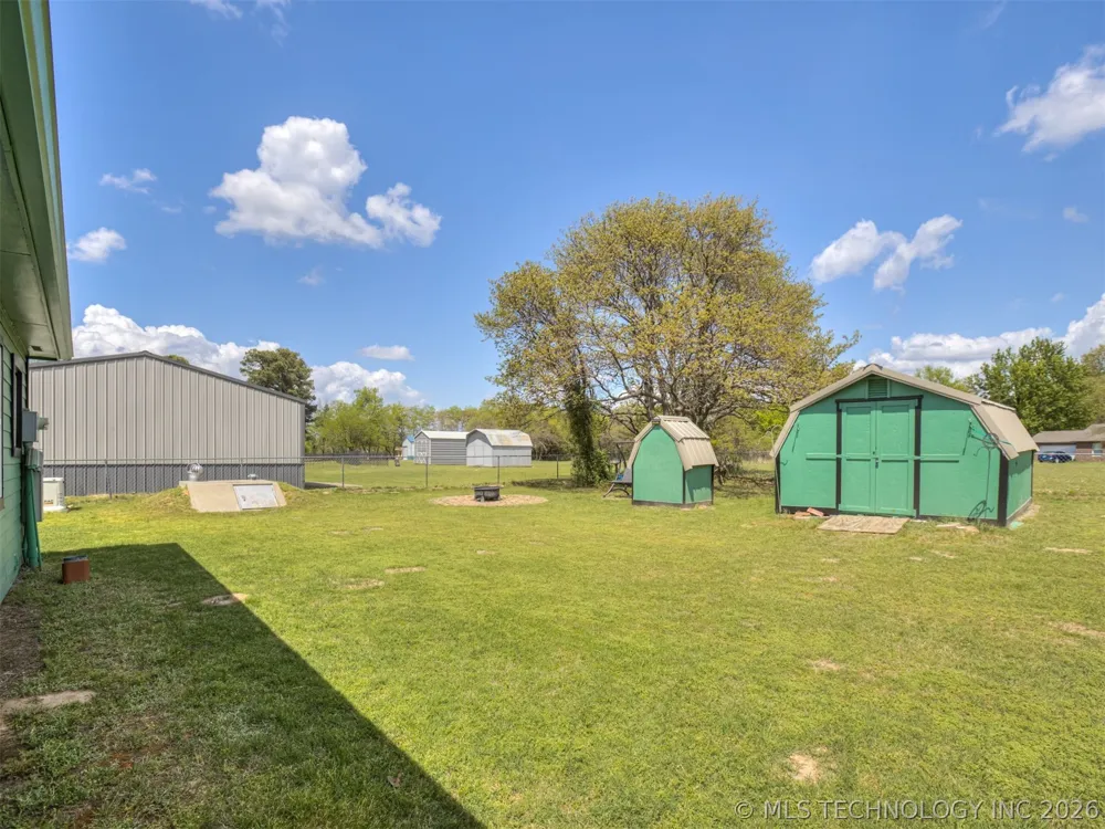 115907 S 4197 Checotah, OK 74426