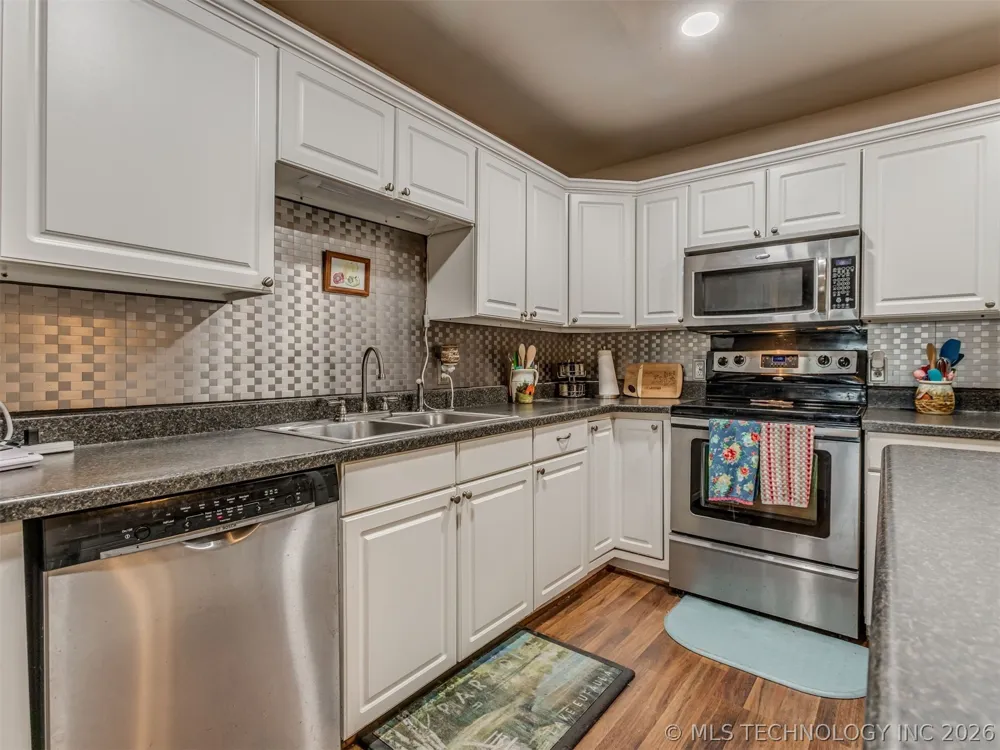 115907 S 4197 Checotah, OK 74426