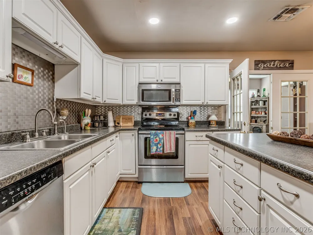 115907 S 4197 Checotah, OK 74426