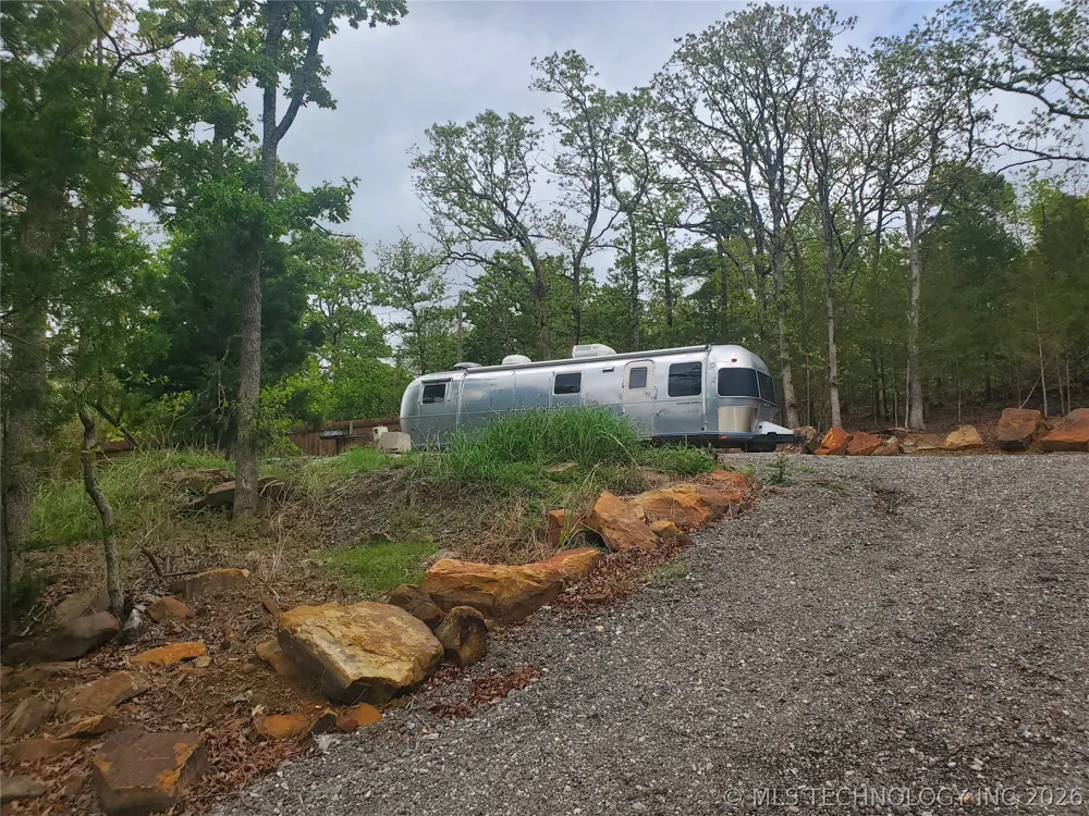 621 Deep Cove Drive Cleveland, OK 74020