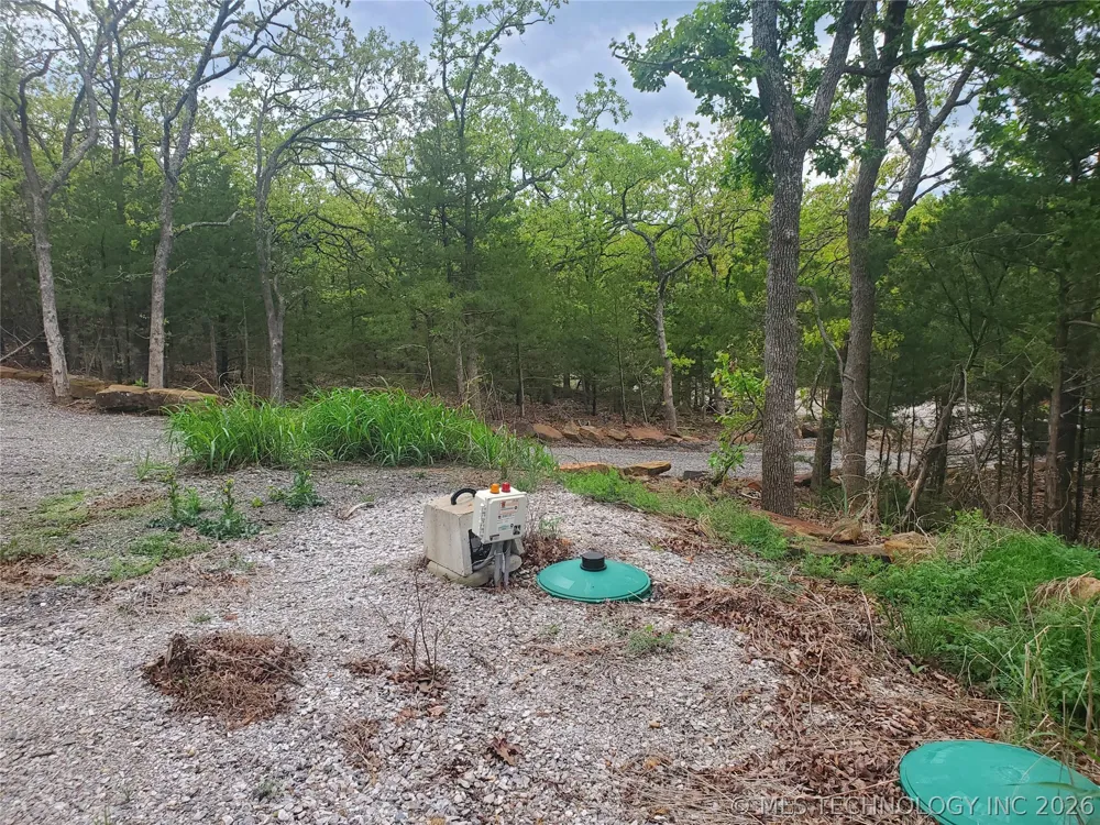 621 Deep Cove Drive Cleveland, OK 74020