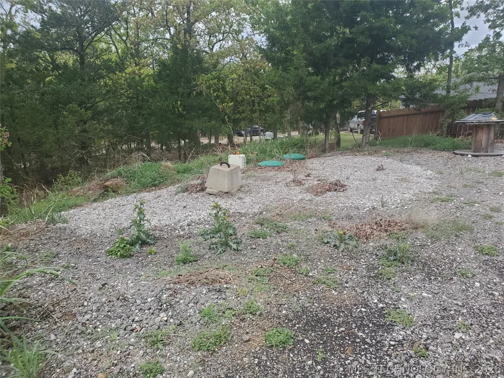 621 Deep Cove Drive Cleveland, OK 74020