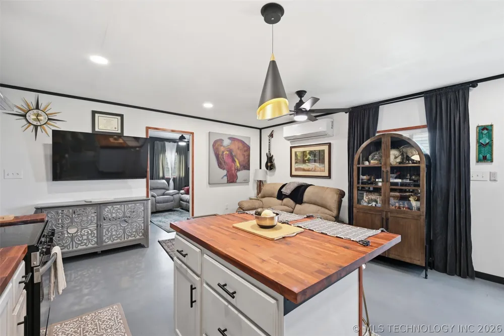 7049 Sunshine Davis, OK 73030