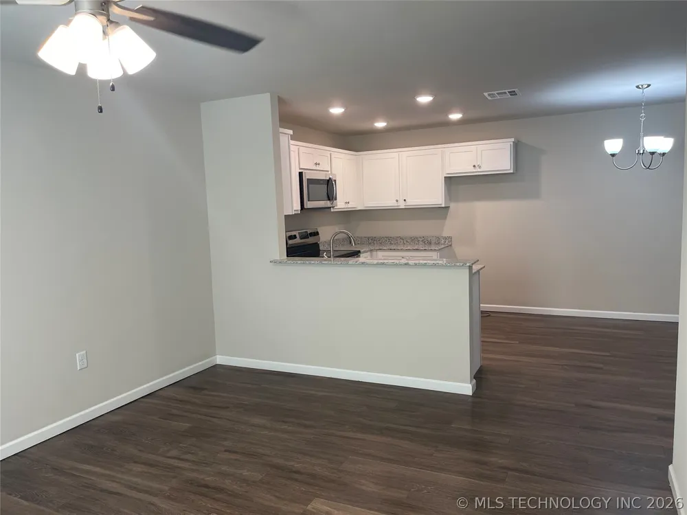 1908 Mulberry Street Wagoner, OK 74467