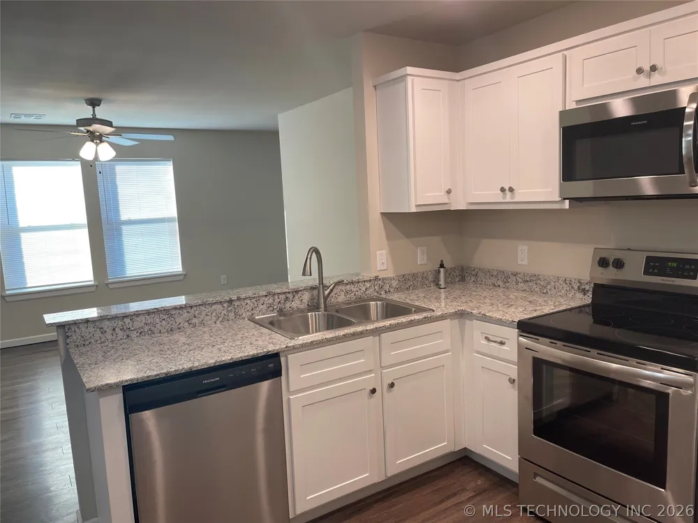 1908 Mulberry Street Wagoner, OK 74467