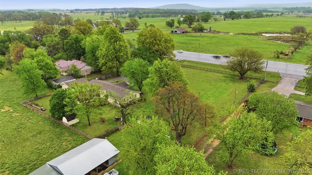 69986 Hwy 59 Westville, OK 74965