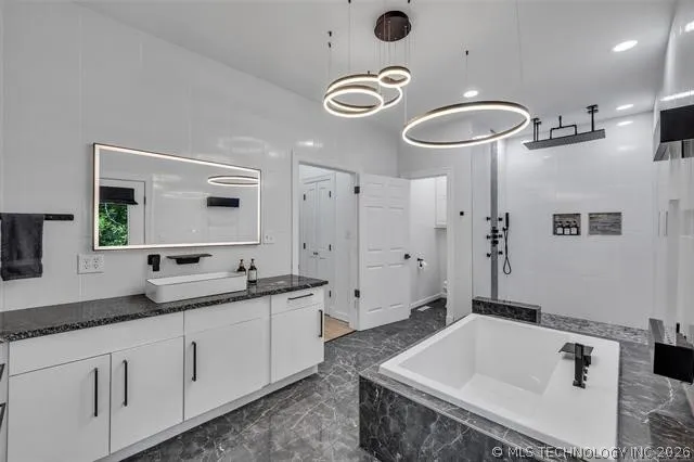 3707 E 99th Place Tulsa, OK 74137