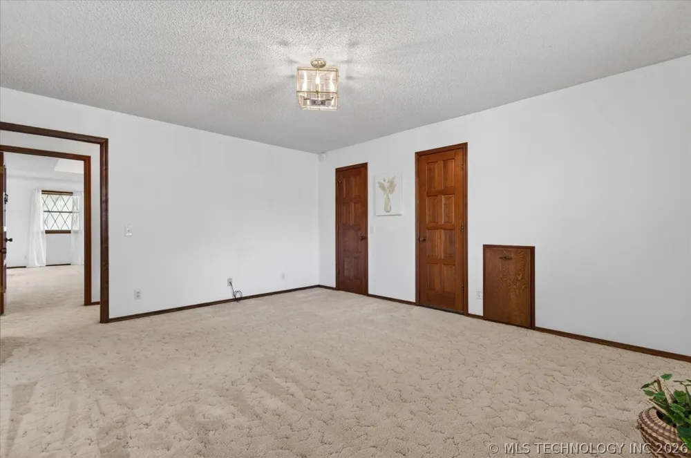 2550 Regency Road Bartlesville, OK 74006