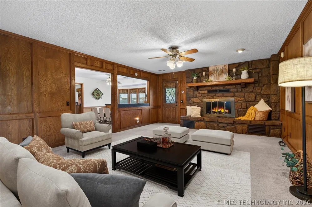 2550 Regency Road Bartlesville, OK 74006
