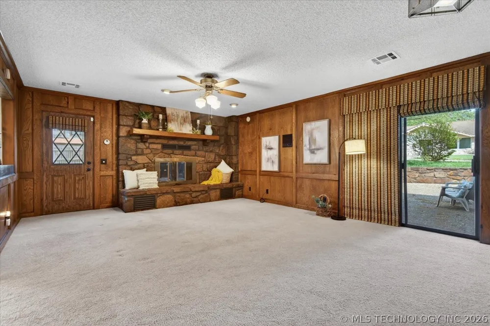 2550 Regency Road Bartlesville, OK 74006
