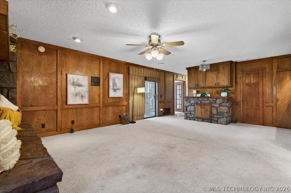 2550 Regency Road Bartlesville, OK 74006