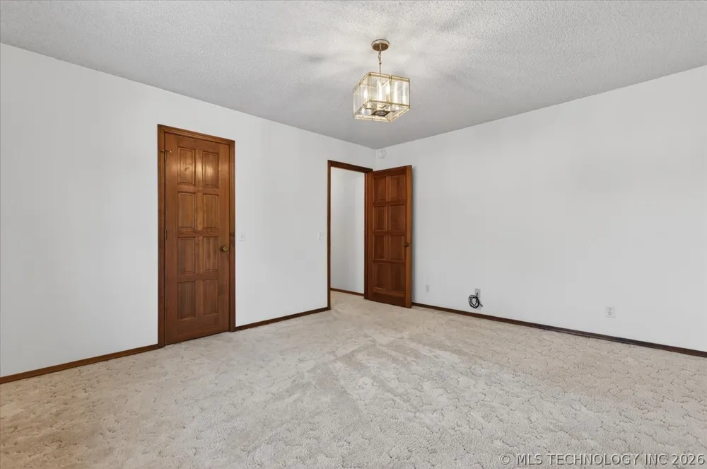 2550 Regency Road Bartlesville, OK 74006