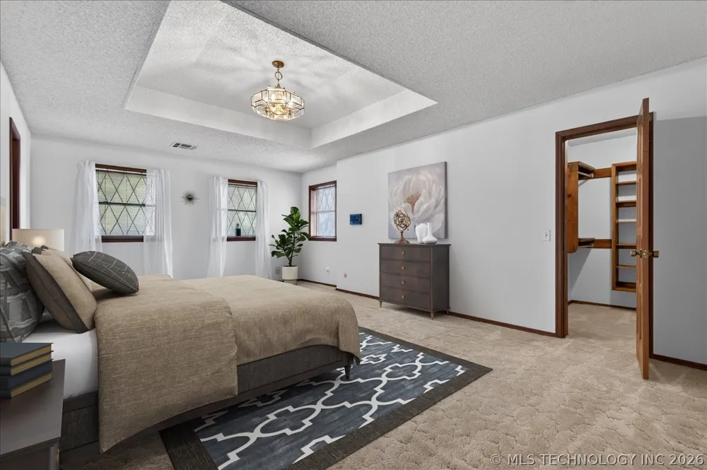 2550 Regency Road Bartlesville, OK 74006