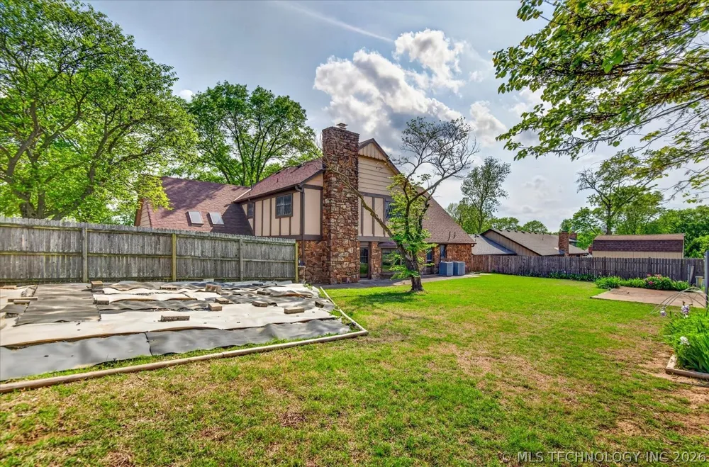 2550 Regency Road Bartlesville, OK 74006