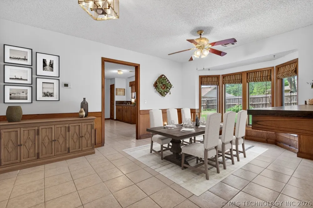 2550 Regency Road Bartlesville, OK 74006