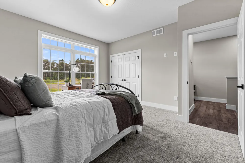 235 Auseon Court Hillsdale City, MI 49242