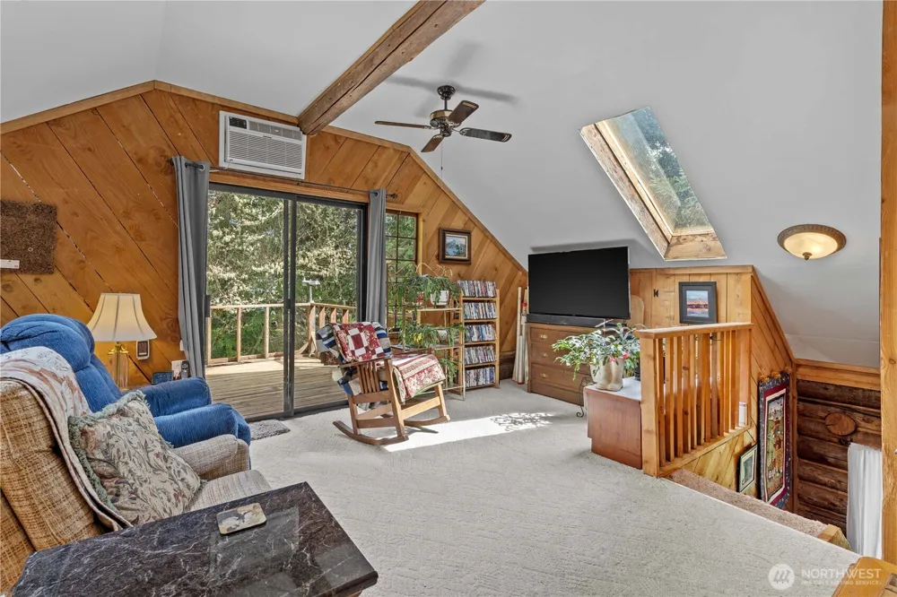 54715 278th Avenue E Ashford, WA 98304