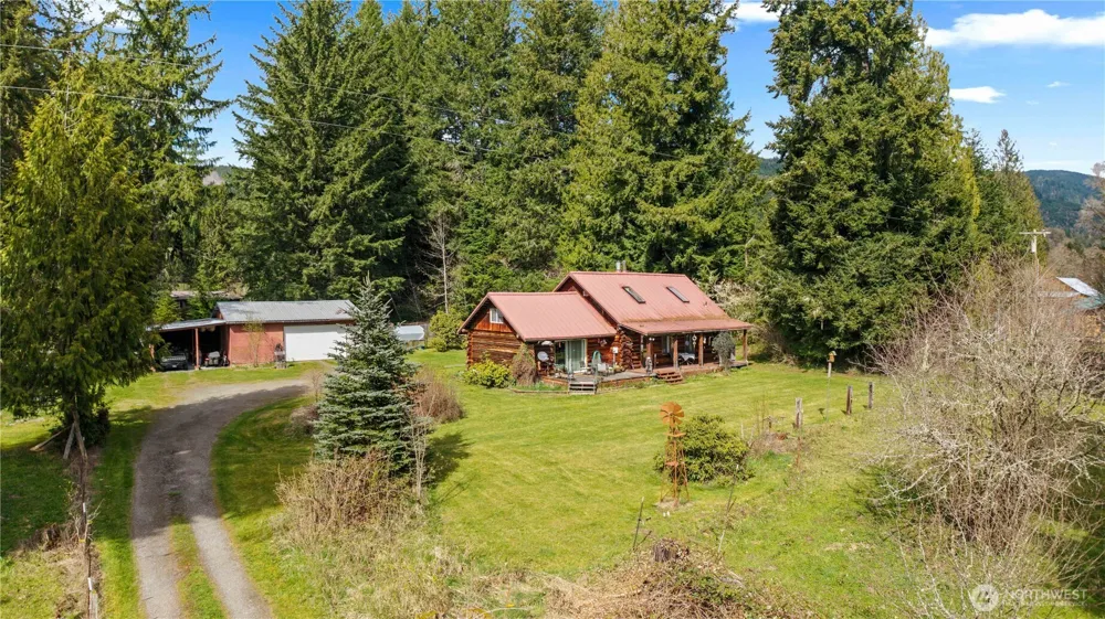 54715 278th Avenue E Ashford, WA 98304