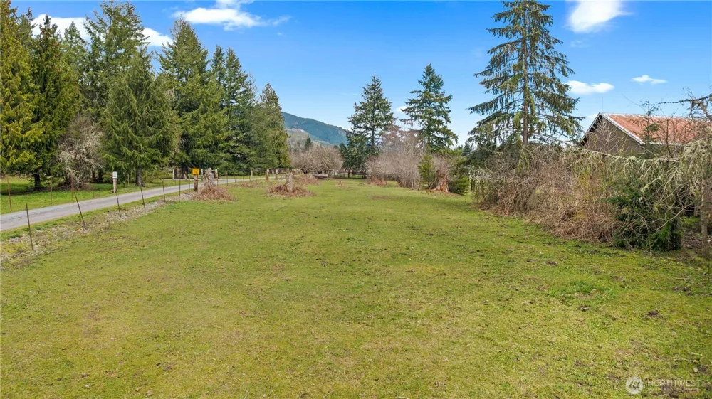 54715 278th Avenue E Ashford, WA 98304