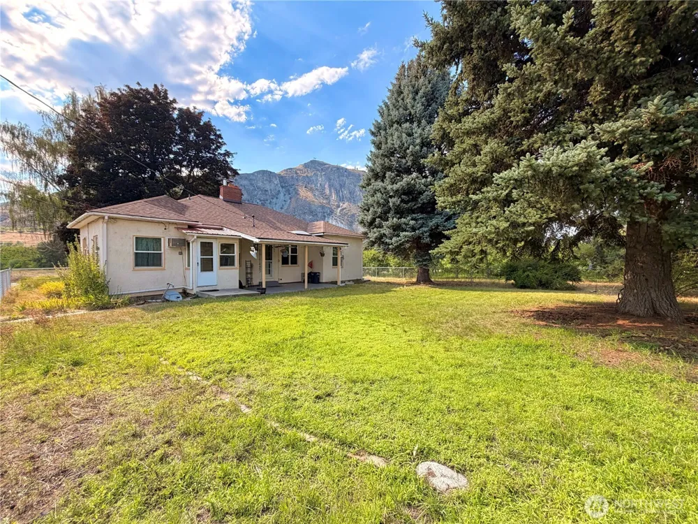 31644 Hwy 97 Tonasket, WA 98855