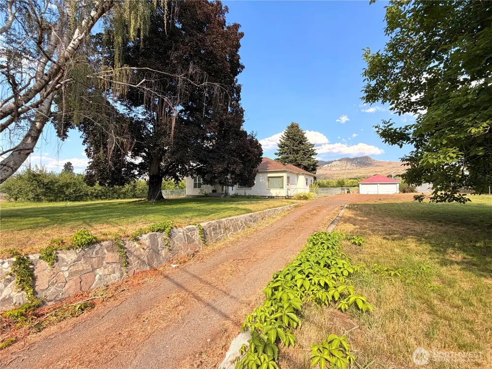 31644 Hwy 97 Tonasket, WA 98855