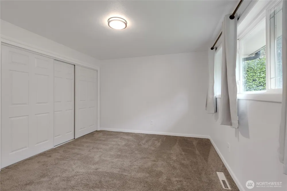 10524 43rd Street Ct E Edgewood, WA 98372