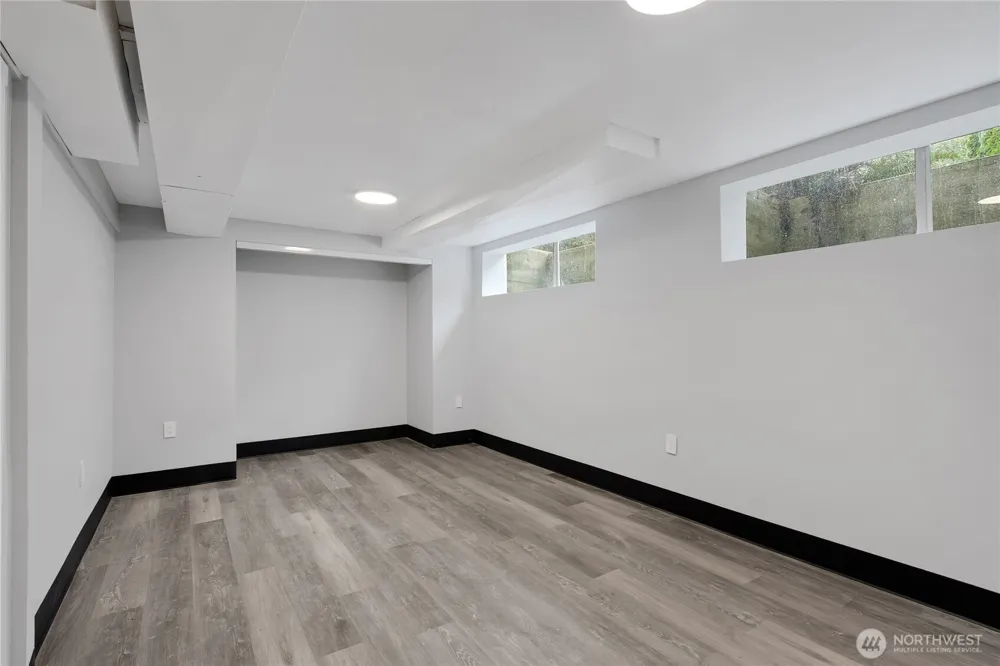 10524 43rd Street Ct E Edgewood, WA 98372