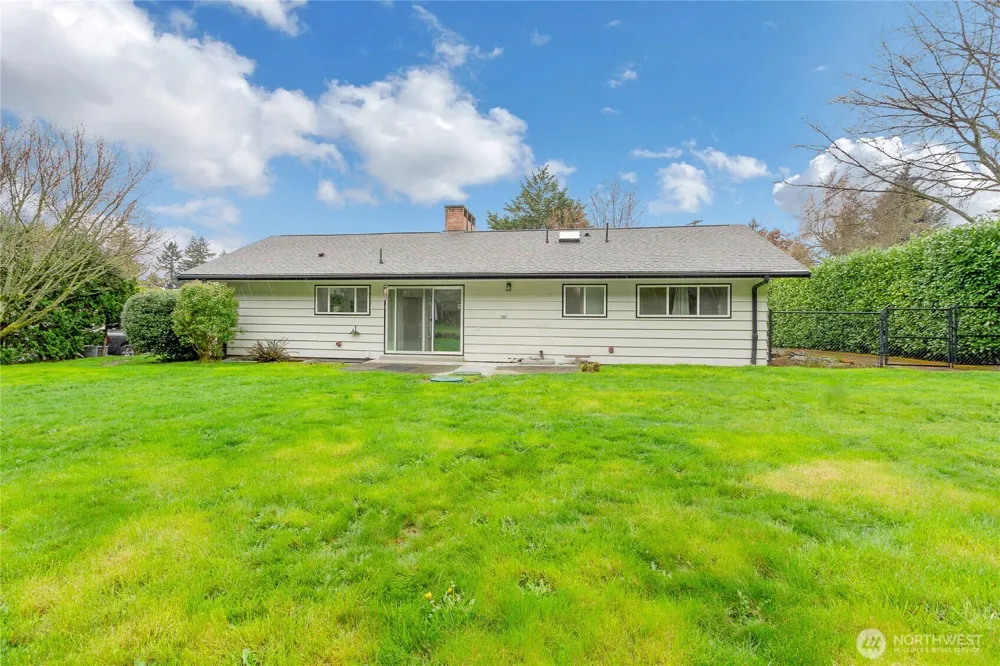 10524 43rd Street Ct E Edgewood, WA 98372