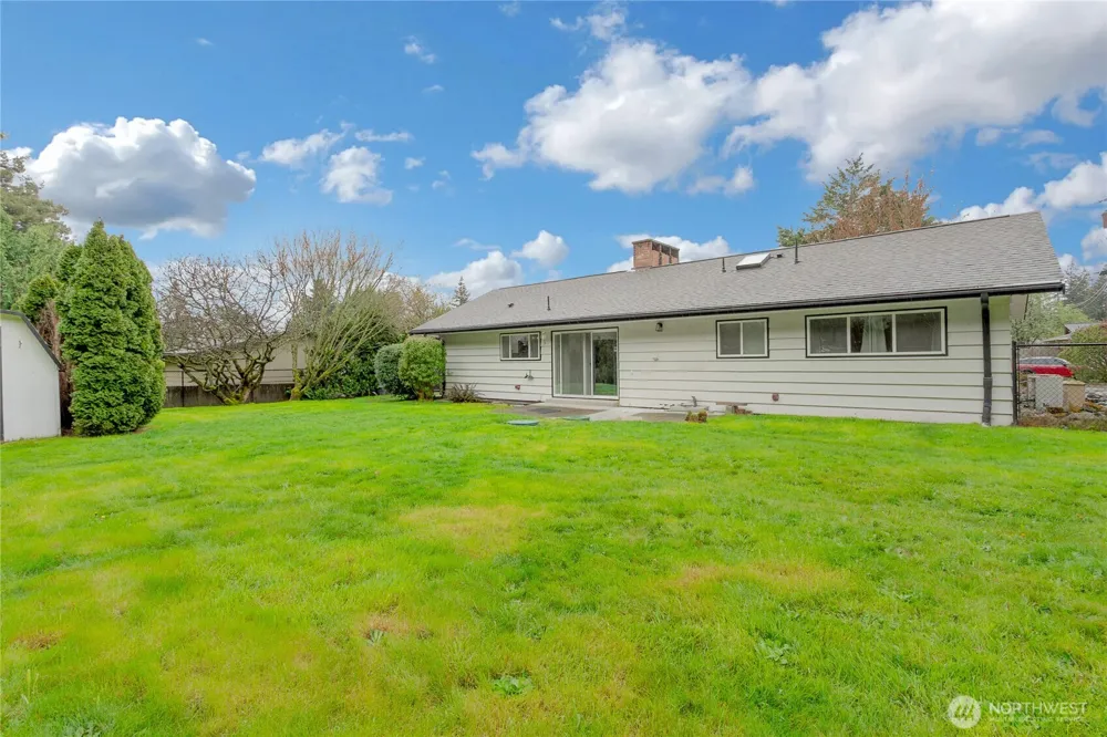 10524 43rd Street Ct E Edgewood, WA 98372